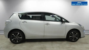 2017 Toyota Verso 1.8 V-Matic Design Multidrive S Euro 6 5dr (7 Seat) in Silver — image 6