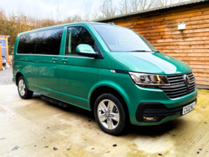 2022 Volkswagen Transporter Lwb 5 SEAT Side Entry Driver Transfer Wheelchair Accessible Vehicle in Green — image 3