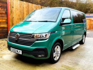 2022 Volkswagen Transporter Lwb 5 SEAT Side Entry Driver Transfer Wheelchair Accessible Vehicle in Green — image 5