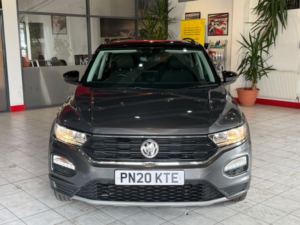 2020 Volkswagen T-Roc 1.0 Tsi Design in Grey — image 4