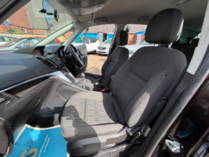 2016 Vauxhall Zafira Tourer 1.4i Turbo Energy Euro 6 5dr in Brown — image 4