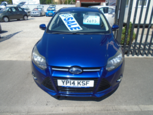 2014 Ford Focus 1.0t Ecoboost Titanium Navigator Hatchback 5dr Petrol Manual Euro 5 (s/s) (125 Ps) in Blue — image 2