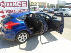 2014 Ford Focus 1.0t Ecoboost Titanium Navigator Hatchback 5dr Petrol Manual Euro 5 (s/s) (125 Ps) in Blue — image 4