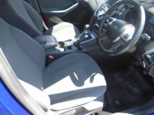 2014 Ford Focus 1.0t Ecoboost Titanium Navigator Hatchback 5dr Petrol Manual Euro 5 (s/s) (125 Ps) in Blue — image 6