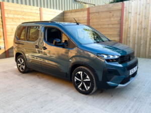 2025 Peugeot Rifter 3 SEAT Auto Wheelchair Accessible Disabled Access Vehicle Wav in Blue — image 3