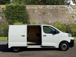 2021 Vauxhall Vivaro 2.0 Turbo D 3100 Edition L1 H1 Euro 6 (s/s) 5dr in White — image 4