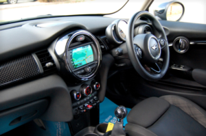2018 MINI Hatch 2.0 Cooper S 3-Door - 54,200 Miles. Fsh - Chili Pack, Nav, Apple Carplay, 17inch Alloys. Grey - Sold in Grey — image 3