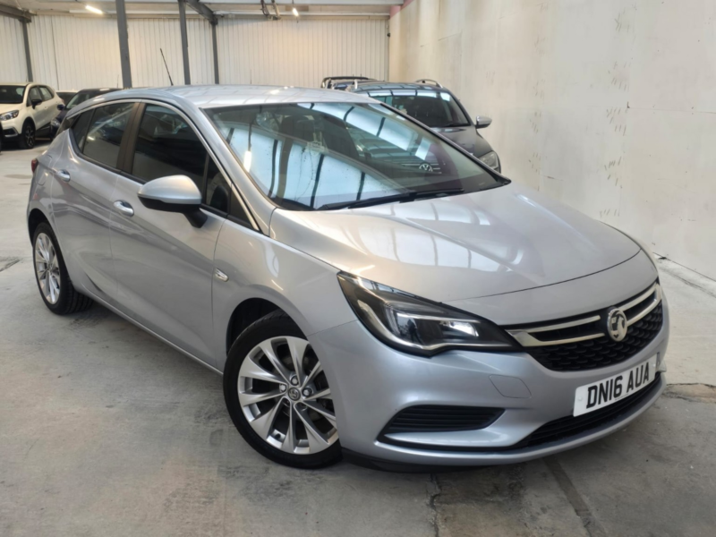 2016 Vauxhall Astra 1.4 I Turbo Design in Silver — image 1