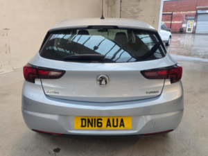 2016 Vauxhall Astra 1.4 I Turbo Design in Silver — image 5