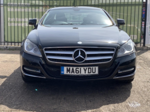 2011 Mercedes-Benz Cls 3.0 Cls350 Cdi V6 Blueefficiency in Black — image 2