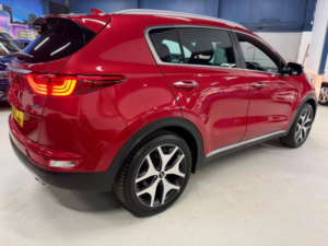 2017 Kia Sportage 1.6 T-Gdi Gt-Line Dct AWD Euro 6 5dr in Red — image 4