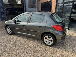 2007 Peugeot 207 1.4 16v Se in Grey — image 6