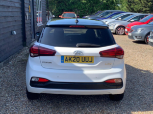2020 Hyundai I20 1.0 T-Gdi Play Euro 6 (s/s) 5dr in White — image 6