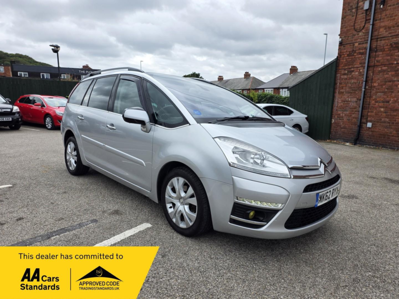 2012 Citroen Grand C4 Picasso 1.6 Hdi Platinum in Silver — image 1