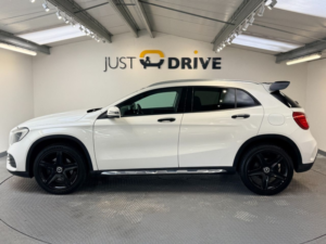 2018 Mercedes-Benz Gla 2.1 Gla220d Amg Line SUV 5dr Diesel 7g-Dct 4matic Euro 6 (s/s) (177 Ps) in White — image 4