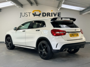 2018 Mercedes-Benz Gla 2.1 Gla220d Amg Line SUV 5dr Diesel 7g-Dct 4matic Euro 6 (s/s) (177 Ps) in White — image 5