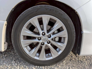 2011 Toyota Alphard 3.5 S Prime Selection 2 Type Gold 2 4WD 5dr 7 Seats in White — image 5