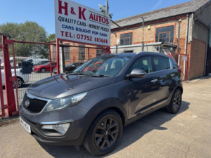 2015 Kia Sportage 1.7 Crdi Ecodynamics 2 2WD Euro 6 (s/s) 5dr in Silver — image 2