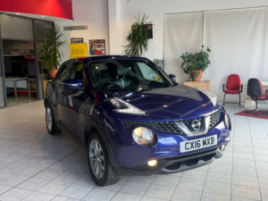 2016 Nissan Juke 1.5 Dci Tekna in Blue — image 2
