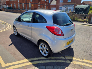 2011 Ford Ka 1.2 Titanium Euro 4 3dr in Silver — image 4