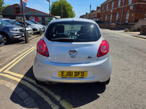 2011 Ford Ka 1.2 Titanium Euro 4 3dr in Silver — image 6