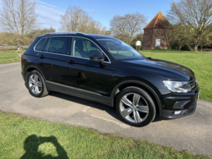 2019 Volkswagen Tiguan 2.0 Tdi Match in Black — image 3