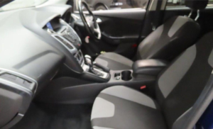 2013 Ford Focus 1.6 Zetec Navigator Powershift Euro 5 5dr in Blue — image 2