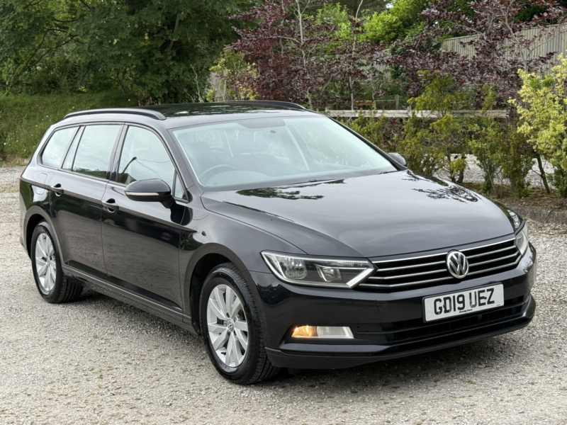 2019 Volkswagen Passat 2.0 Tdi S in Black — image 1