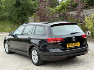 2019 Volkswagen Passat 2.0 Tdi S in Black — image 6