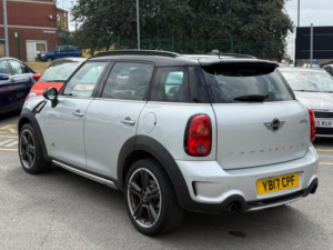 2016 MINI Countryman 1.6 Cooper S All4 Euro 5 (s/s) 5dr in Silver — image 5