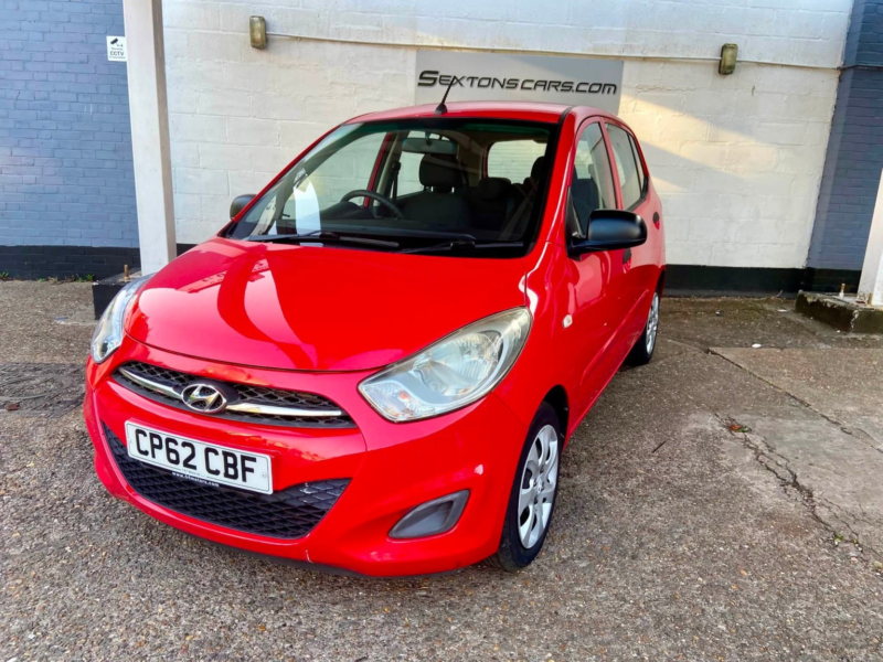 2012 Hyundai I10 1.2 Classic in Red — image 1