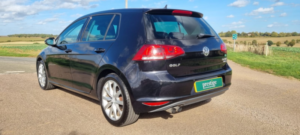 2014 Volkswagen Golf 2.0 Tdi Bluemotion Tech Gt in Black — image 2