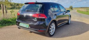 2014 Volkswagen Golf 2.0 Tdi Bluemotion Tech Gt in Black — image 5