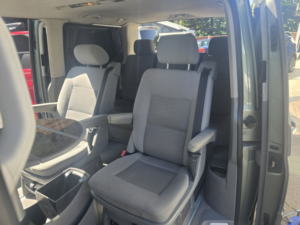 2004 Volkswagen Caravelle 2.5 Tdi Se in Green — image 4