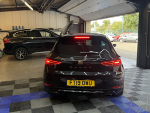 2019 SEAT Leon 2.0 Tsi Cupra 290 in Black — image 5