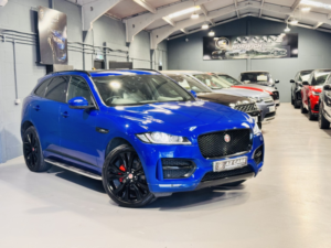 2018 Jaguar F-Pace 2.0 D240 R-Sport in Blue — image 3