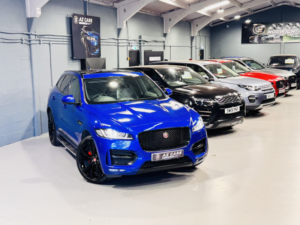 2018 Jaguar F-Pace 2.0 D240 R-Sport in Blue — image 5