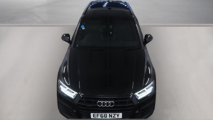 2019 Audi Q5 2.0 Tdi 40 Black Edition in Black — image 4