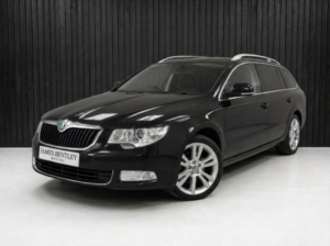 2013 Skoda Superb 2.0 Tdi Se Plus DSG Euro 5 5dr in Black — image 5