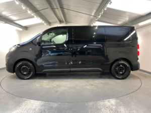 2022 Peugeot Expert 1.5 Bluehdi 1000 Professional Premium Standard Panel Van 6dr Diesel Manual Mwb Euro 6 (s/s) (100 Bhp) in Black — image 2
