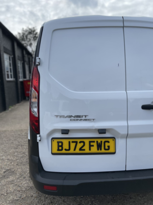 2022 Ford Transit Connect 1.5 Transit Connect Leader Hp Van Lwb 250 L2 1.5l Ecoblue 100ps Fwd 6 Speed Manual in White — image 5