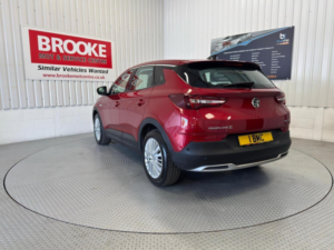 2019 Vauxhall Grandland X 1.5 Turbo D Business Edition Nav Euro 6 (s/s) 5dr in Red — image 5