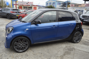 2017 Smart Forfour 0.9 T Brabus Sport in Blue — image 5