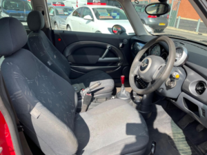 2006 MINI Hatch 1.6 One Euro 4 3dr in Red — image 5