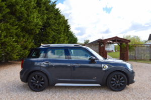 2018 MINI Countryman 1.5 7.6kwh Cooper Se in Grey — image 4