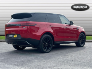 2023 Land Rover Range Rover Sport 3.0 Range Rover Sport Se D Mhev Auto 4WD 5dr in Red — image 4