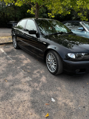 2003 BMW 3 Series 2.9 330d Sport in Black — image 2