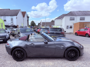 2018 Mazda Mx-5 2.0 Skyactiv-G Z-Sport in Grey — image 6