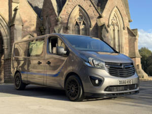2016 Vauxhall Vivaro 1.6 Cdti 2900 Biturbo Ecoflex Sportive in Grey — image 2