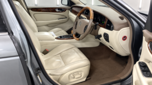 2006 Jaguar Xj 4.2 Xj8 Sovereign in Grey — image 6